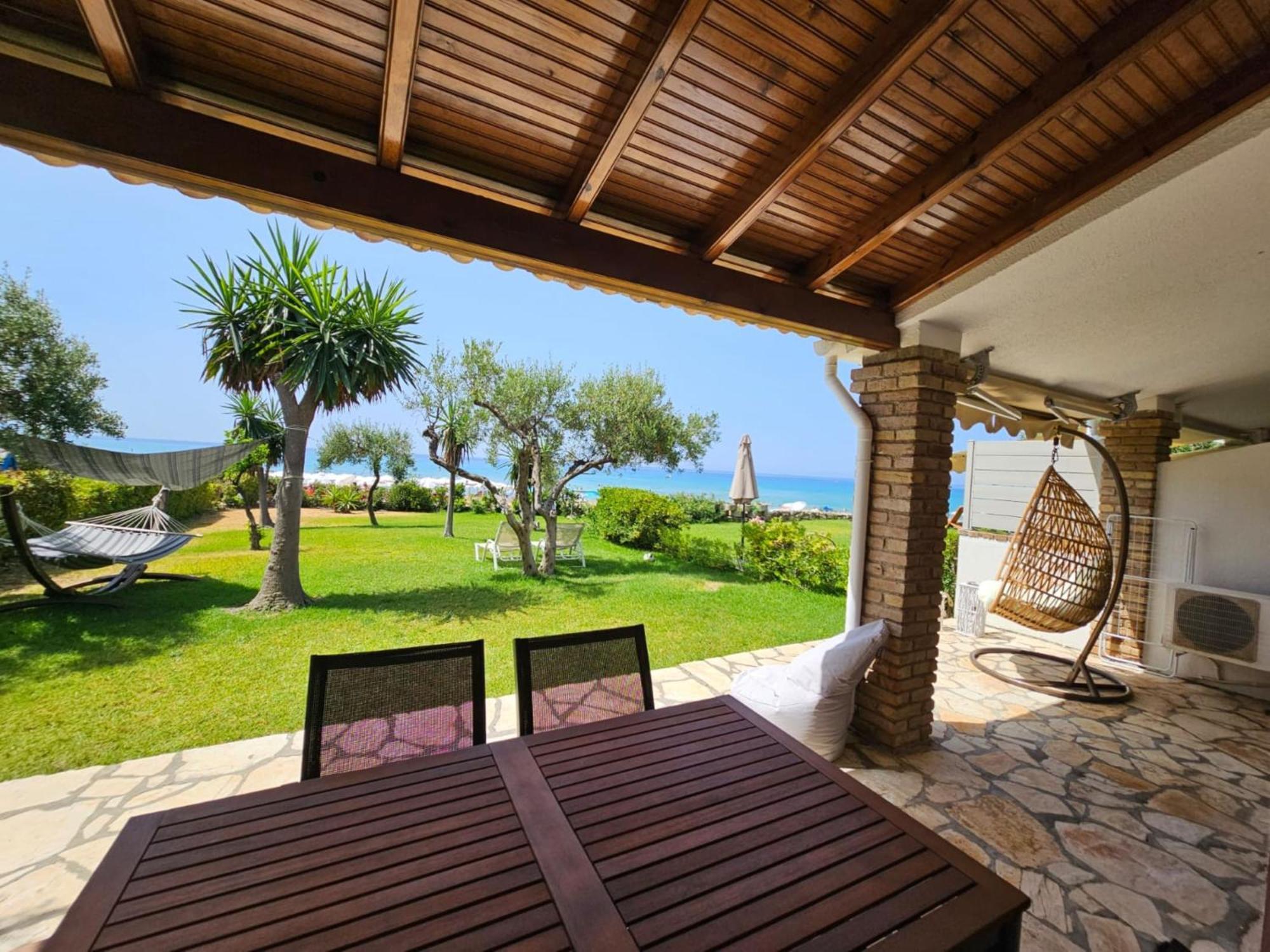 Glyfada Beachfront Apartment A3G Екстер'єр фото